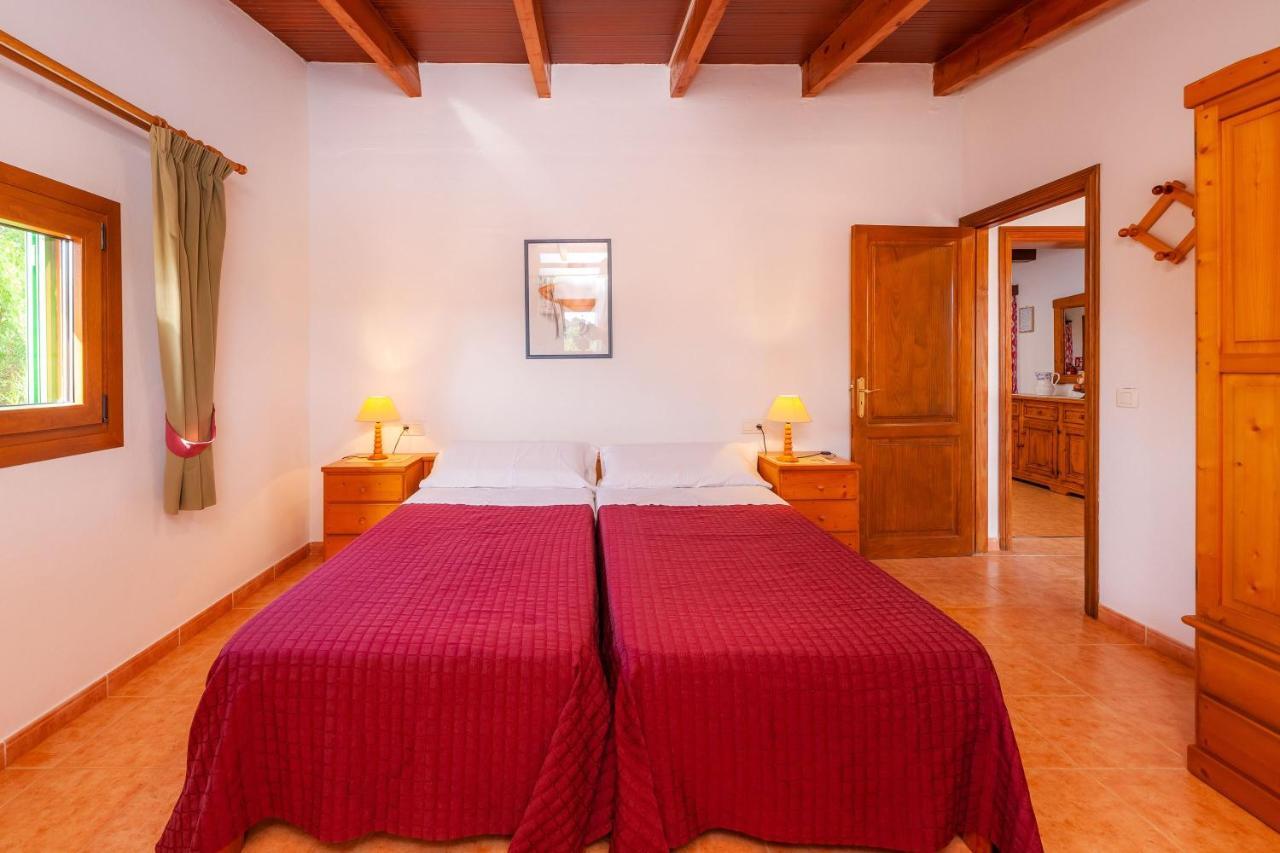 Ses Salines Cottage With Private Pool And Barbecue Exterior photo